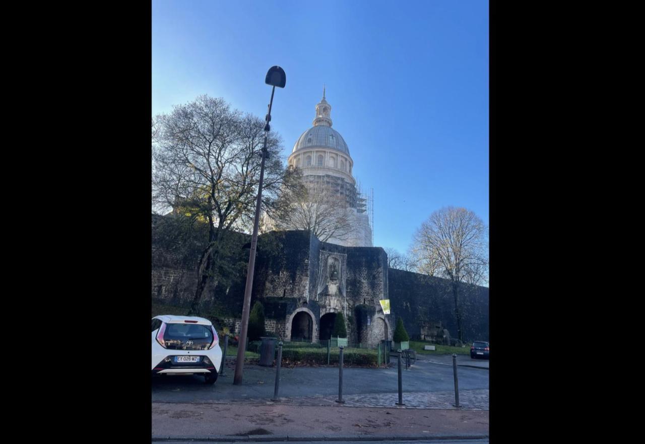 Le Henry Au Coeur De La Vieille Ville Булонь-сюр-Мер Екстер'єр фото
